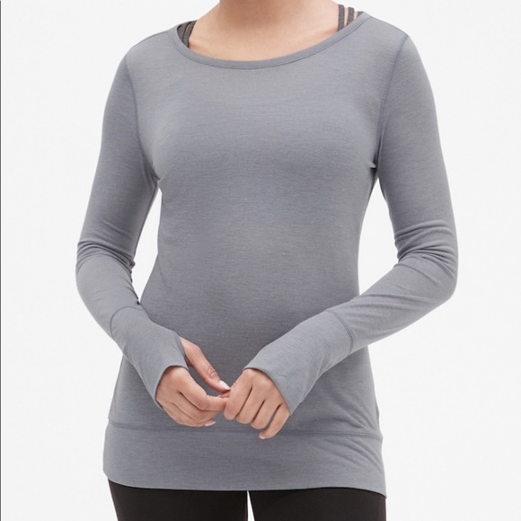 BLACK GapFit Open Back tee - Picture 3 of 3